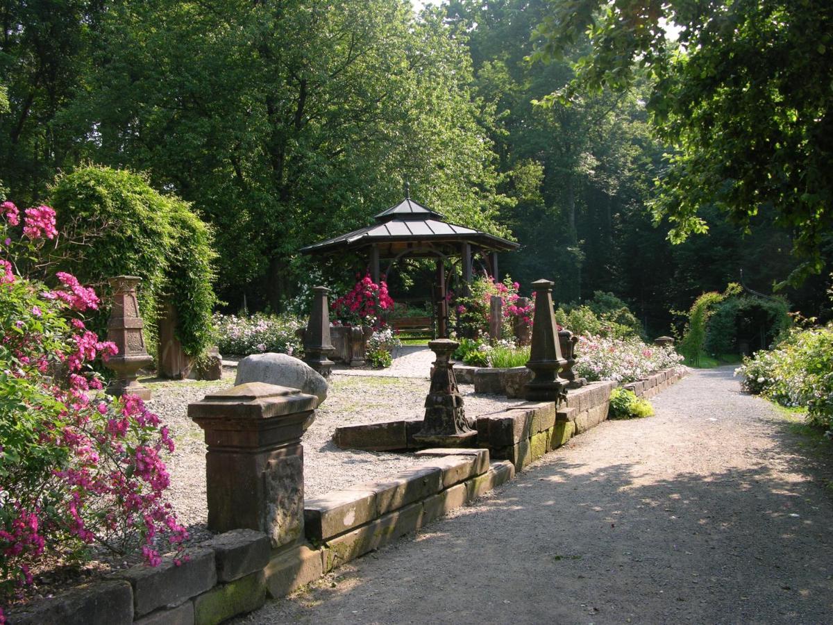 Romantik Hotel Landschloss Fasanerie Zweibruecken Exterior photo