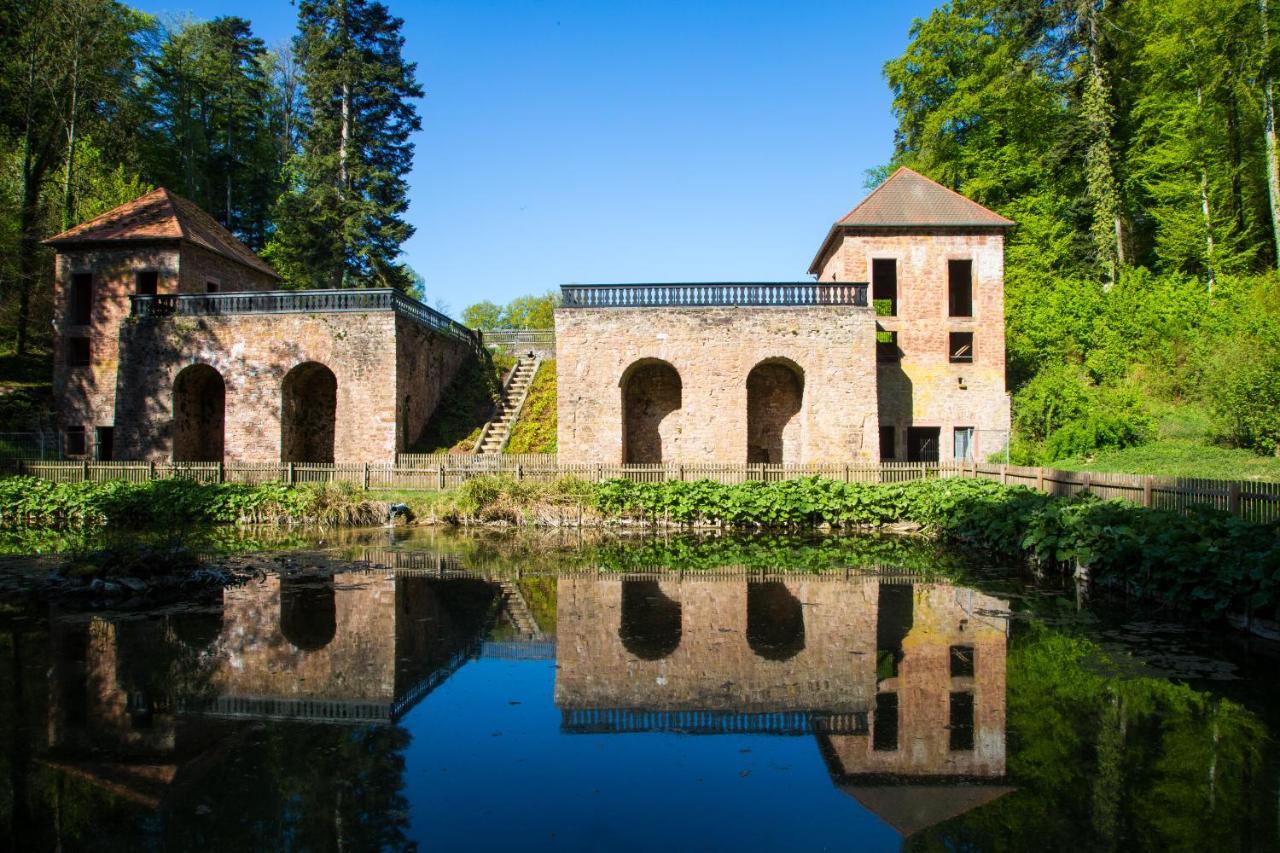 Romantik Hotel Landschloss Fasanerie Zweibruecken Exterior photo