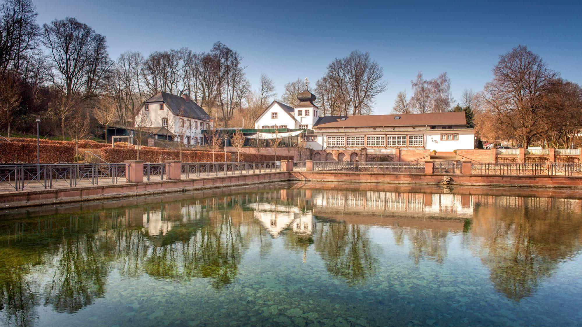 Romantik Hotel Landschloss Fasanerie Zweibruecken Exterior photo